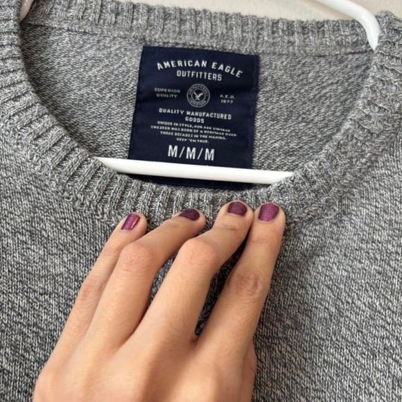 American Eagle Cotton Stripe Gray & Blue Crew Neck Sweater - Woman's Medium - Picture 7 of 10